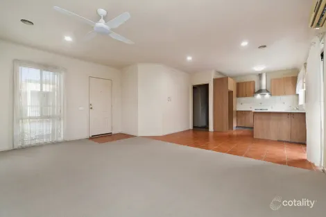 Property photo of 25/21 Hall Road Carrum Downs VIC 3201