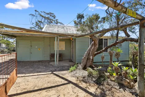 Property photo of 2 Needles Road Caloote SA 5254