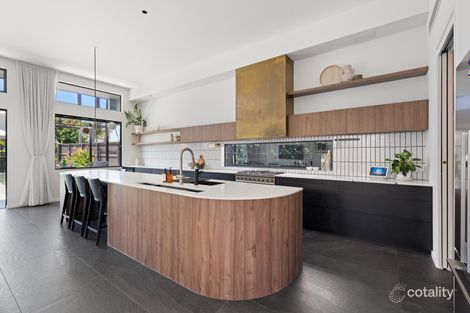 93 Albion Ave, Miami, QLD 4220