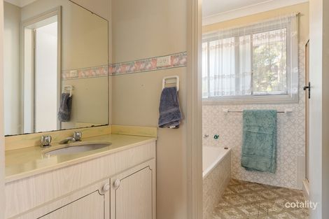 Property photo of 18 Eucalyptus Drive Westleigh NSW 2120