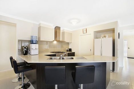 Property photo of 69 Charlbury Crescent Cranbourne North VIC 3977