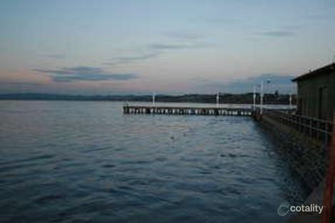 Property photo of 2/3 Beach Crescent Newhaven VIC 3925
