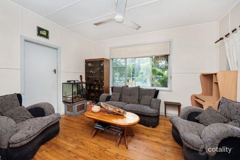 Property photo of 15 Anglers Parade Fishermans Paradise NSW 2539