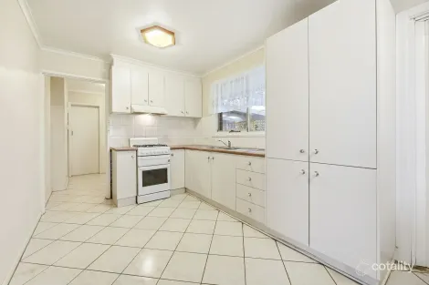 Property photo of 27 Bournemouth Avenue Springvale VIC 3171
