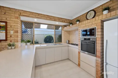 Property photo of 2B Elphin Close Kingsley WA 6026