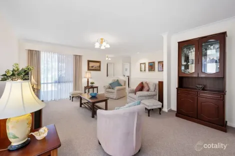 Property photo of 2B Elphin Close Kingsley WA 6026