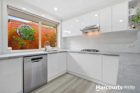 Property photo of 7 Tilba Court Berwick VIC 3806