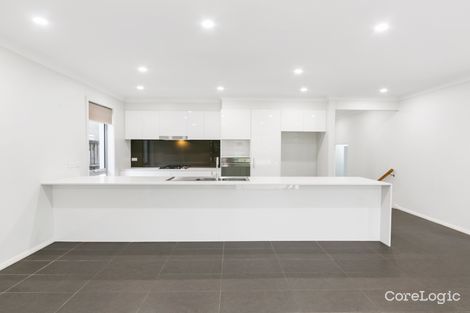 Property photo of 19 Heritage Park Drive Castle Hill NSW 2154