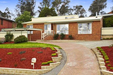 16 Balmoral Cct, Eltham, VIC 3095