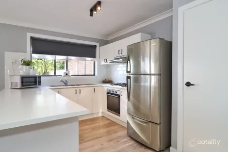 Property photo of 3 Paris Place Cowra NSW 2794
