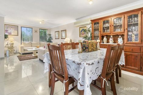Property photo of 19 Lupton Place Horningsea Park NSW 2171