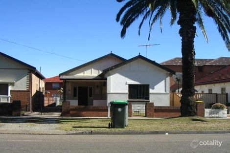 42 Fifth Ave, Campsie, NSW 2194