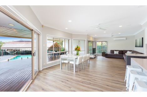 Property photo of 8 Blackman Court Brookfield QLD 4069