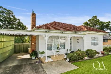 62 Farmborough Rd, Unanderra, NSW 2526