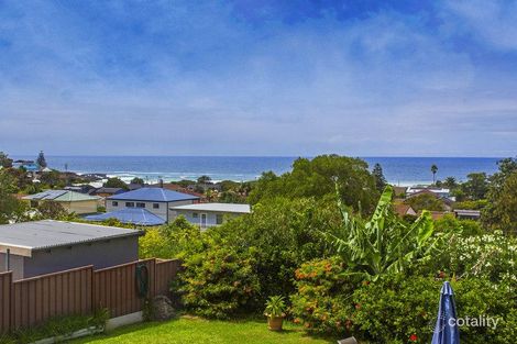 Property photo of 32 Oxley Avenue Kiama Downs NSW 2533