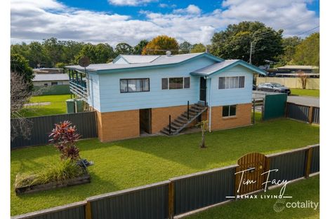 19 Gloucester St, Woodford, QLD 4514