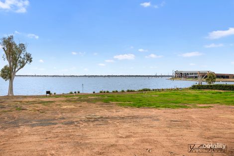 Property photo of 107 Robinson Way Yarrawonga VIC 3730