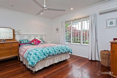 Property photo of 37 Ringrose Street Stafford Heights QLD 4053