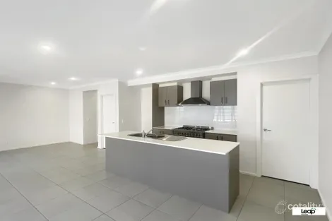 Property photo of 163 Regent Street Mernda VIC 3754