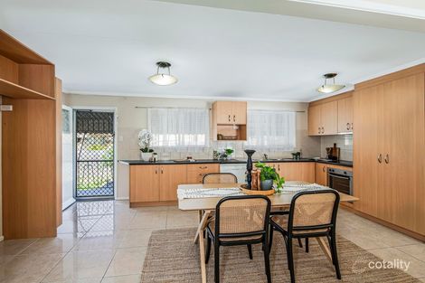 Property photo of 33 Salandra Street Mansfield QLD 4122