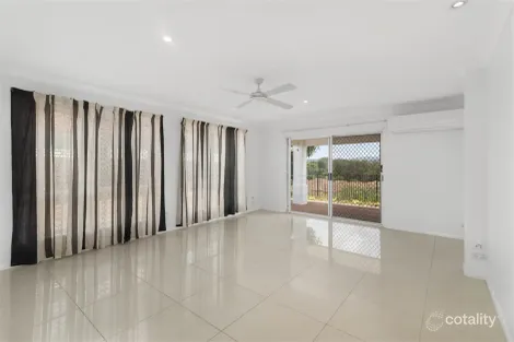 Property photo of 27 Marble Arch Place Arundel QLD 4214