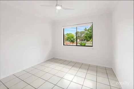 Property photo of 37 Jellicoe Street Loganlea QLD 4131