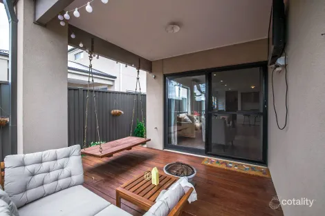 Property photo of 25 Annabelle Boulevard Keysborough VIC 3173