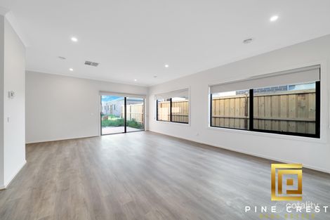 Property photo of 31 Thicket Drive Tarneit VIC 3029