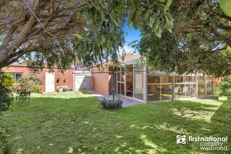 Property photo of 8 Dunbarton Avenue Hoppers Crossing VIC 3029