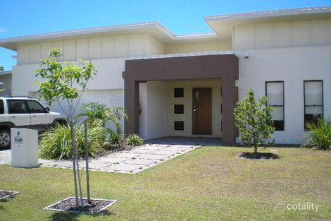 1/8 Catalina Dr, Mudjimba, QLD 4564