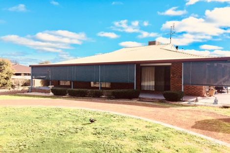 Property photo of 5 McLaurin Crescent Holbrook NSW 2644