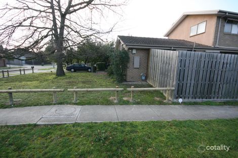 27 Clarke Dr, Ringwood, VIC 3134