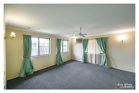 Property photo of 28 Kingfisher Parade Norman Gardens QLD 4701