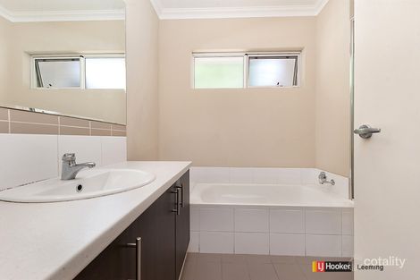 Property photo of 101A Ravenswood Drive Westminster WA 6061