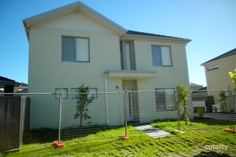 1/11 Howqua Pl, Pakenham, VIC 3810