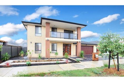 Property photo of 3 Wyndcliffe Way Roxburgh Park VIC 3064