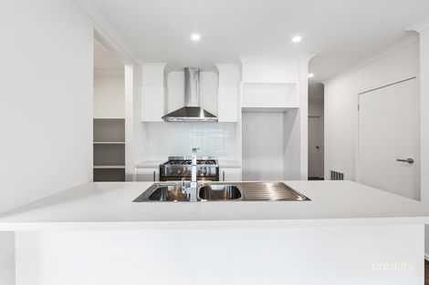 Property photo of 9 Karakul Street Mambourin VIC 3024
