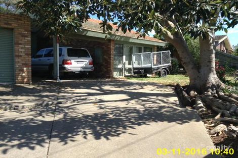 13 Blamey Dr, Melton South, VIC 3338