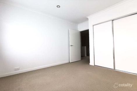 Property photo of 21 Baker Crescent Heidelberg Heights VIC 3081