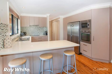 Property photo of 28 Hoskings Crescent Kiama Downs NSW 2533