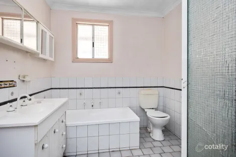 Property photo of 335 Collins Street West Lamington WA 6430
