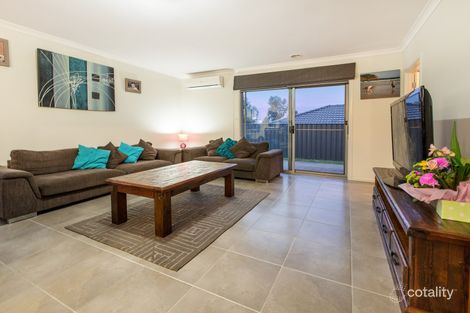 Property photo of 24 William Thwaites Boulevard Cranbourne North VIC 3977