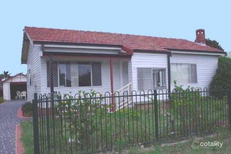 Property photo of 1 Warea Street Blacksmiths NSW 2281