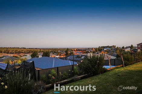 Property photo of 8 Tahoe Circuit Pakenham VIC 3810