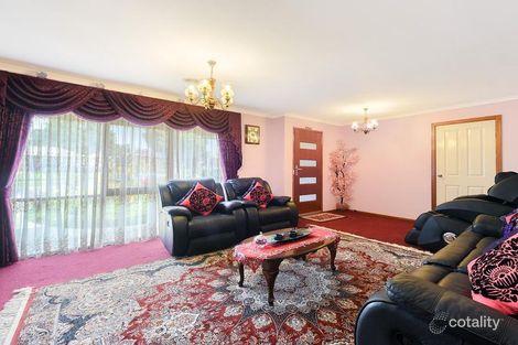 Property photo of 19 Edeys Run Hampton Park VIC 3976