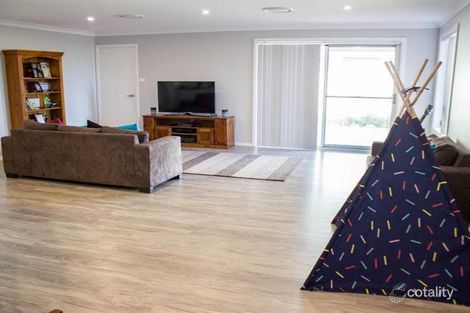 Property photo of 7 Drover Avenue Dubbo NSW 2830