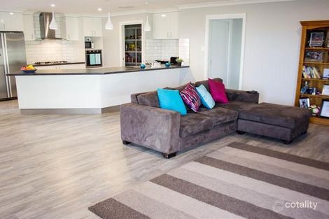 Property photo of 7 Drover Avenue Dubbo NSW 2830