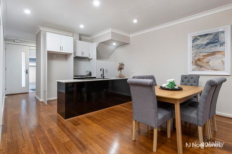 Property photo of 2 Vantage Close Ringwood VIC 3134