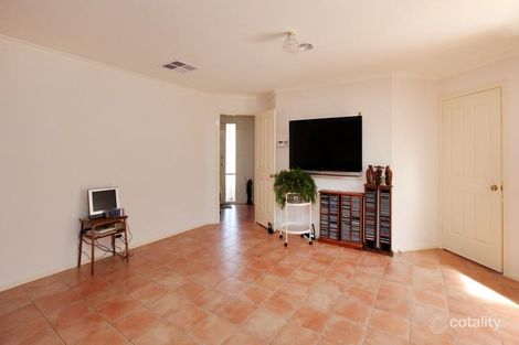 Property photo of 47 Rosewood Glen Jerrabomberra NSW 2619
