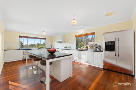 Property photo of 31 Hilltop Crescent Surf Beach NSW 2536